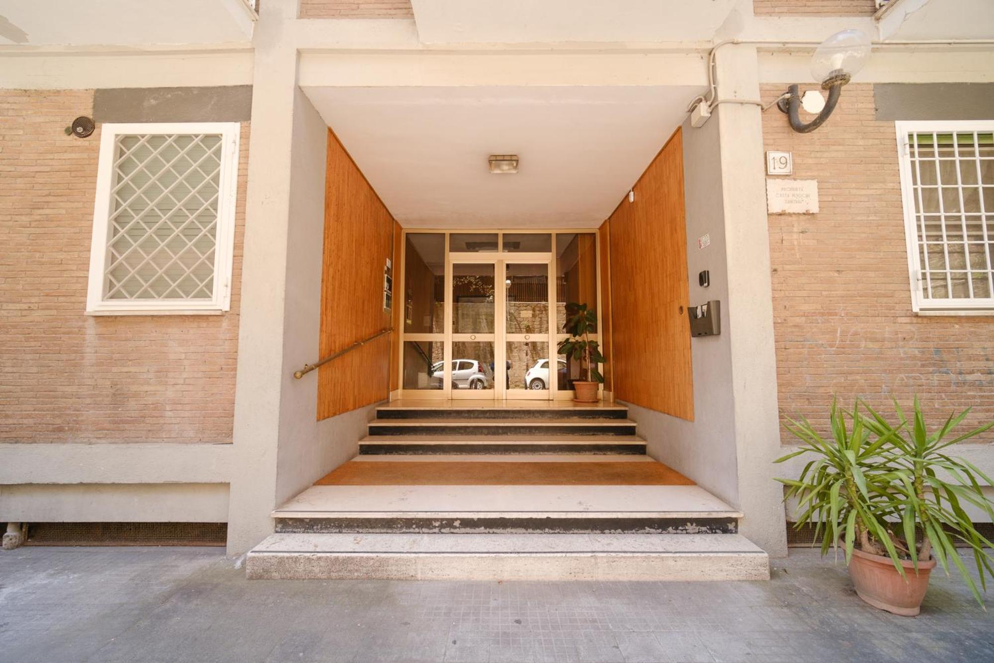 Midnight In Vatican Bed & Breakfast Roma